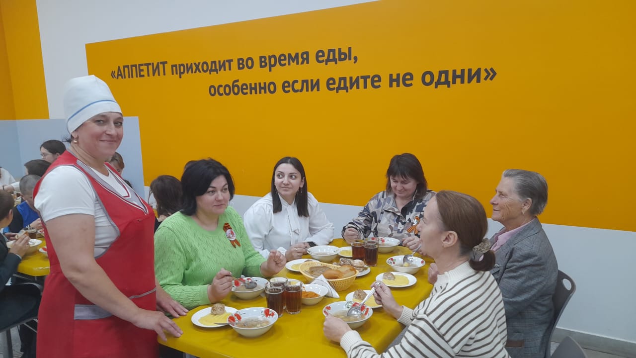 Дегустация школьного обеда.